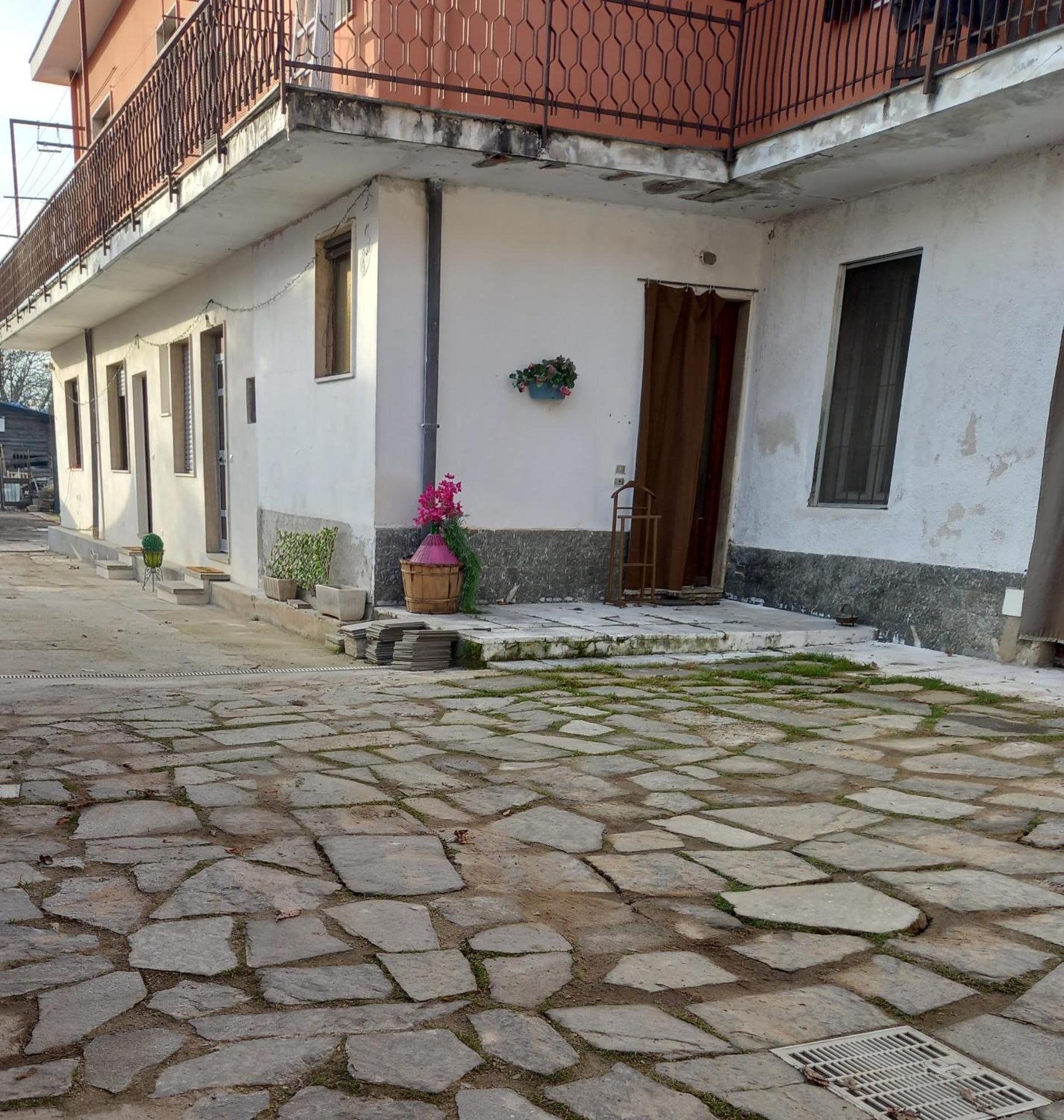 Il Cortile Dei 3 Camera Matrimoniale Γκαλλαράτε Εξωτερικό φωτογραφία